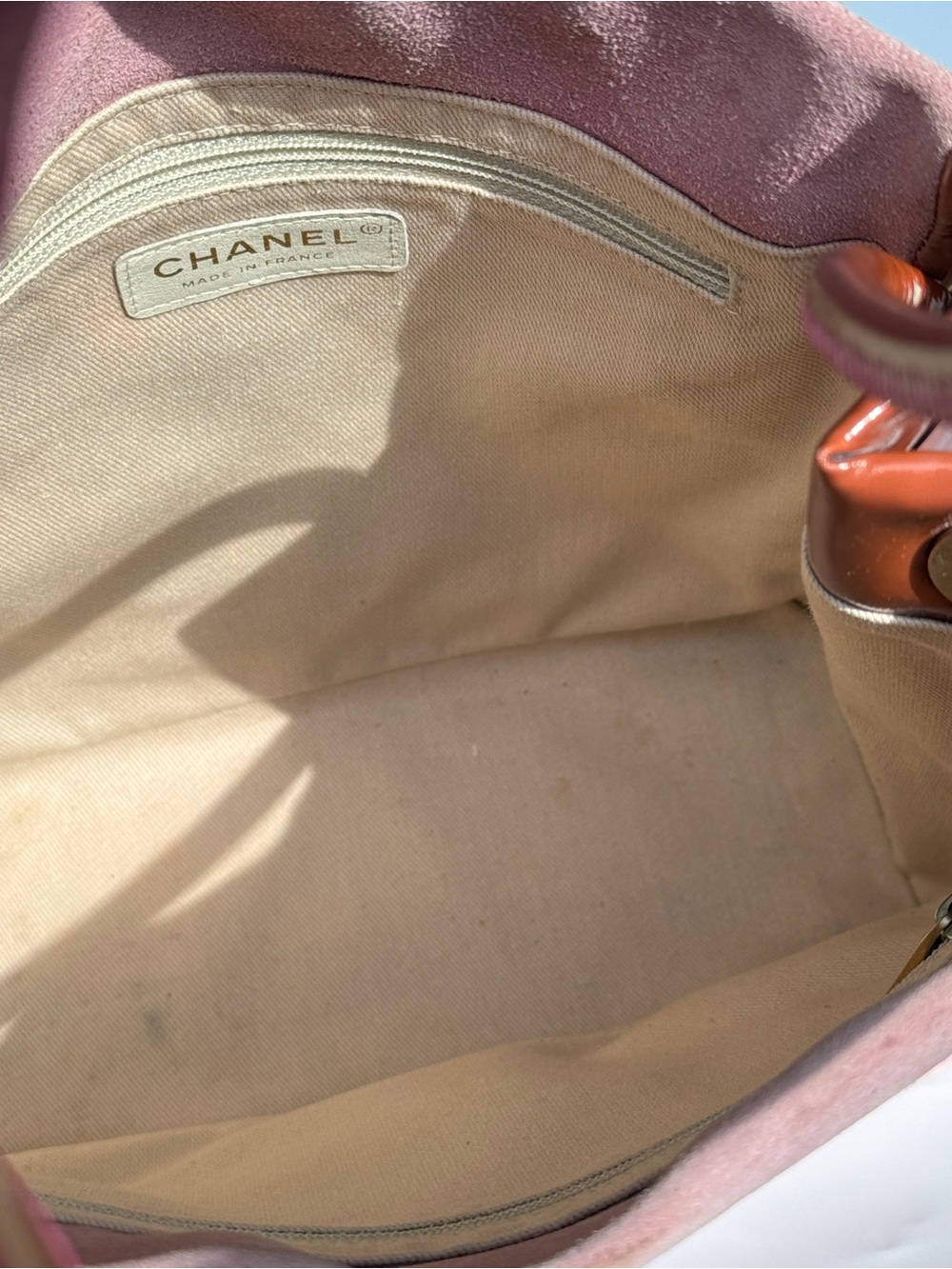 Authentic Chanel Camellia shoulder Tote Bag in pink and orange - Picture 8 of 8